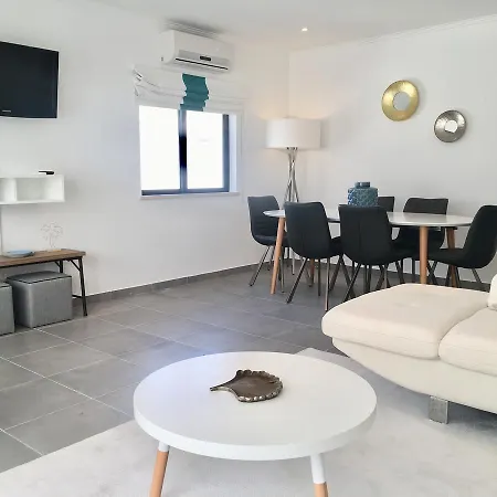 Summer - Beach And City Center Appartement *